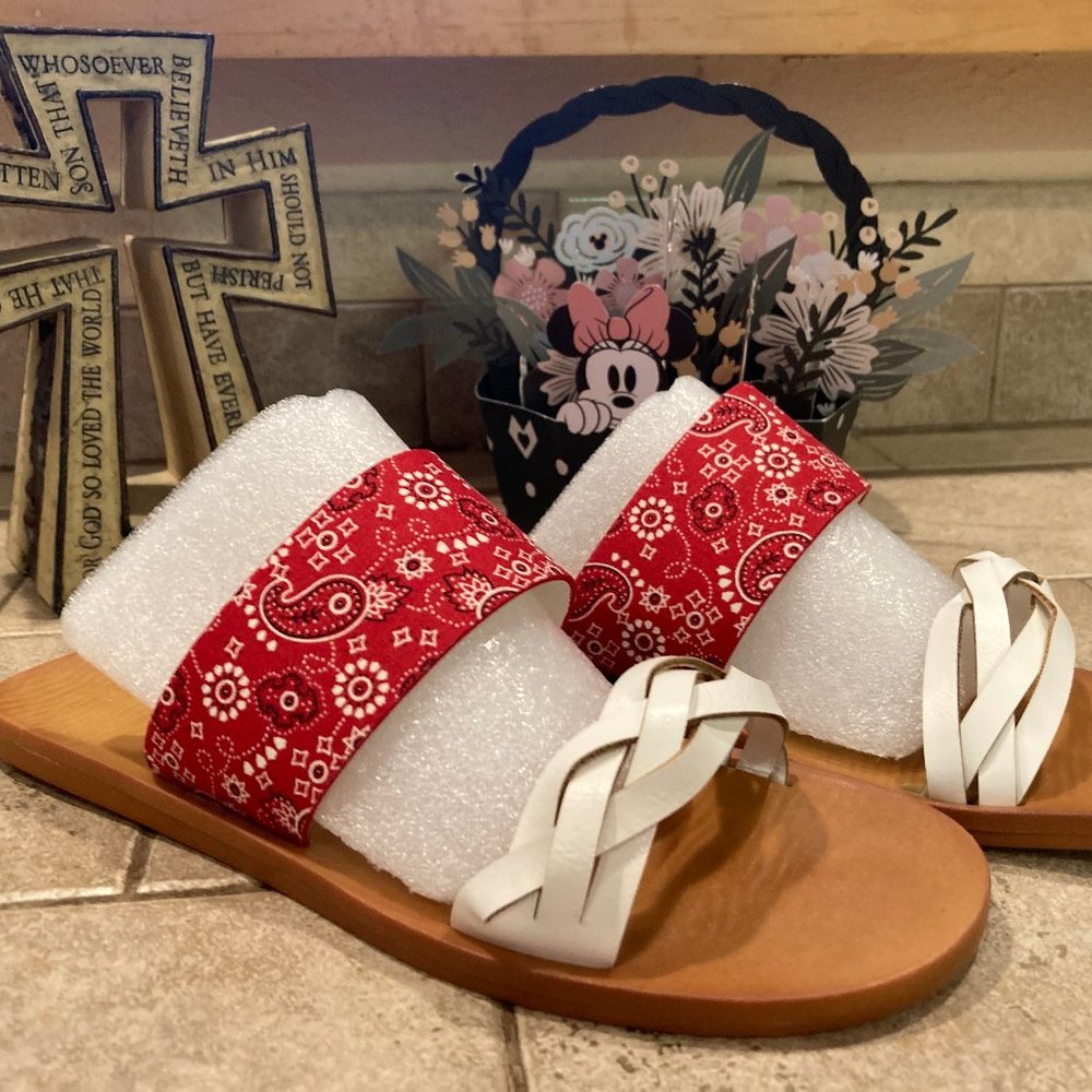~Hot~Feminine & Bossy Braided Double Band Slide Sandals Red/White - Size 7.5 M